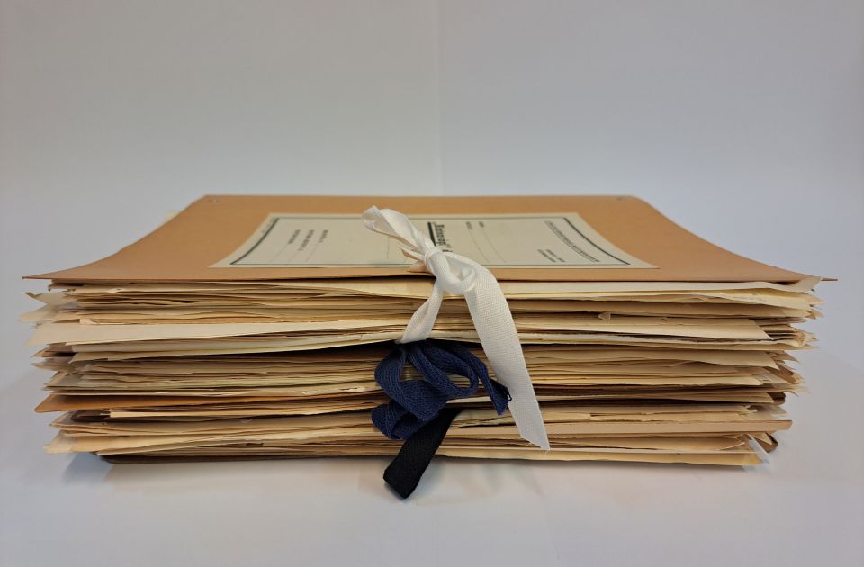 Információs kárpótlási munkát végző referens állás az ÁBTL-ben